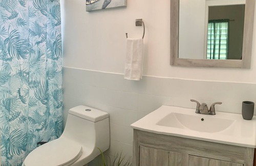 La Parguera Apartment | High Tide Guesthouse La Parguera, PR