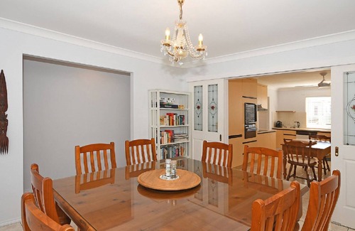 Traviston House | High Tide On Burrum (Downstairs Unit Only) - Close to Beach