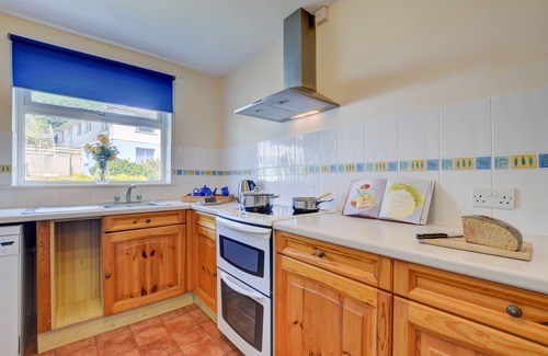 Portwrinkle House | High Tides - Three Bedroom House, Sleeps 6
