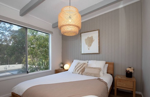 Surf Beach House | High View Haven - Ocean views, right by the beach
