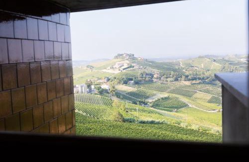 Castel Rocchero Apartment | High Views at Castel Rocchero