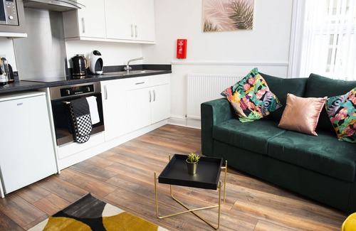 Thornton-Cleveleys Apartment | Highcliffe Ebony Suite - Beachfront - 1 bed - sleeps 4
