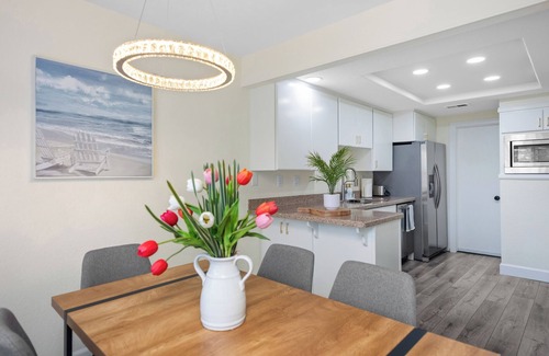 Dana Point House | Highcrest Retreat – Stylish 3BR w/Patio, BBQ & Family Comforts