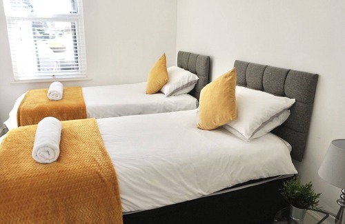 Rhuddlan House | Highfield Villa - Close To Castle
