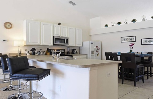 Legacy Park Villa | Highgate at Legacy Park - 5 Bed 3 Baths Villa