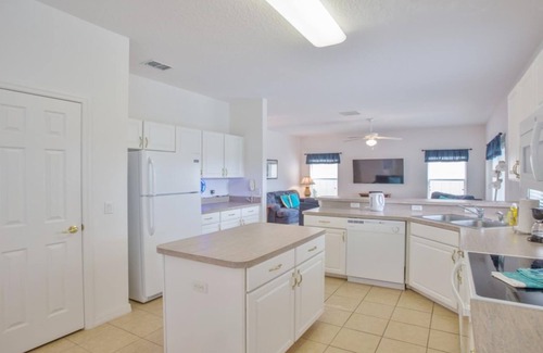 Highgate Park Villa | Highgate at Legacy Park - 4 Bed 3 Baths Villa