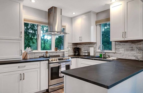 West Hartford Condo | Highland 6th Hole & RiverView | Fairway Village 5A