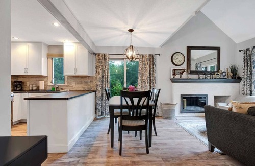 West Hartford Condo | Highland 6th Hole & RiverView | Fairway Village 5A