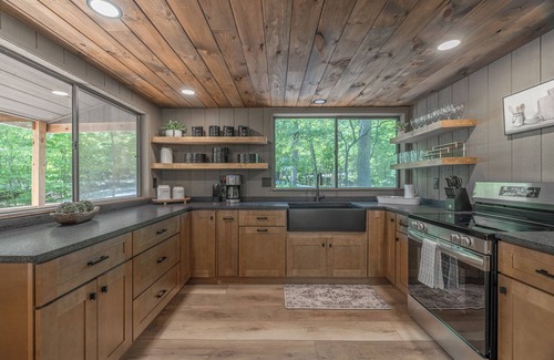 Innsbrook Ski Chalet | Highland Hideaway by Innsbrook Vacations!