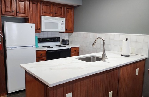 Snowshoe Condo | Highland Hideaway - Slope Side - Mountain Views