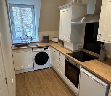 Inverness City Centre Apartment | Highland Home on the Hill