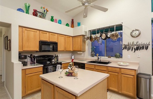 Gilbert House | Highland Place 3 BR Home/ Superstition Springs