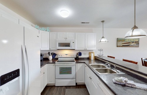 Lake Ozark Condo | Highland Shores 315 - Condo with Terrific Views