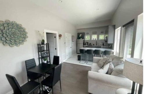 Sloan Lake House | Highlands Fully furnished 1 bedroom Guest House!
