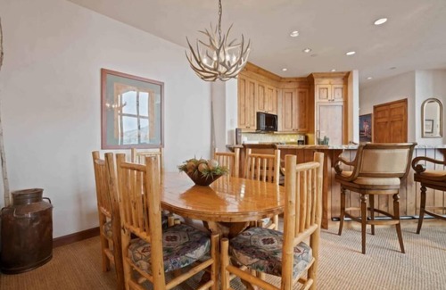 Highlands Townhomes Condo | Highlands Lodge 401 - 3 Bedroom Residence