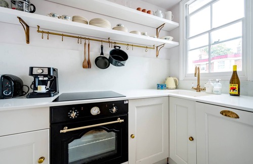 Islington Apartment | Highlife and Islington - by Out of Office Lifestyle