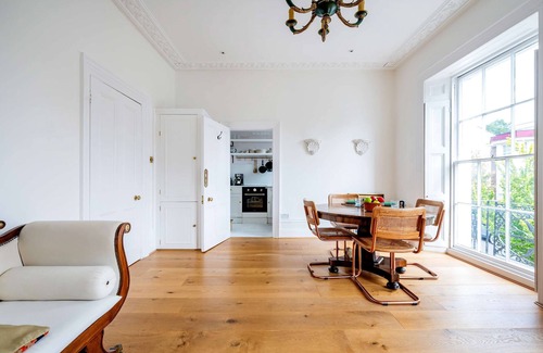 Islington Apartment | Highlife and Islington - by Out of Office Lifestyle