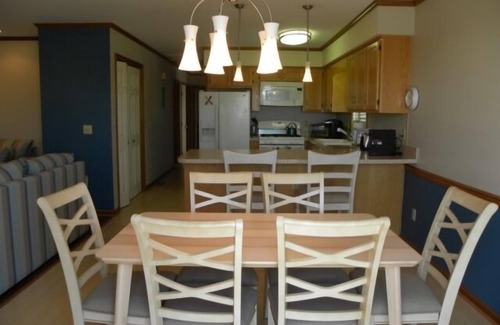 Montego Bay House | Highly sought after Montego Bay Community, Canal Front w/Boat Tie Up, Community Pools and Tennis!
