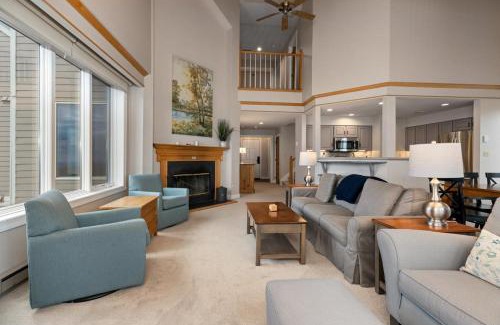 Chestnut Springs House | Highridge Court 36 with Wintergreen Advantage