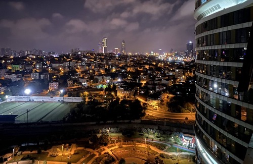 Atasehir Apartment | HIGHRISE FLAT WITH PANORAMIC ISTANBUL VIEW