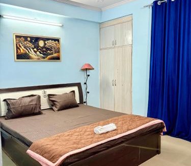 Vaishali Nagar Apartment | Highway access 2BHK, Trendy decor, VR & other water parks