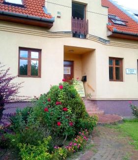 Kecskemet House | Highway House