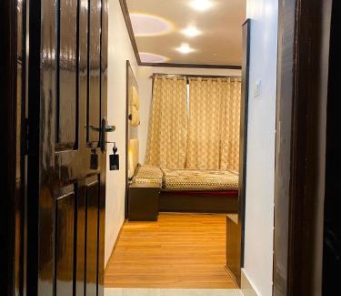 Srinagar House | Highway residency