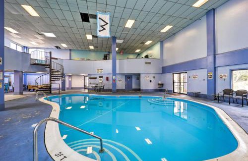 Banner Elk Apartment | Hike, Bike and Fish Condo with Deck in Beech Mountain