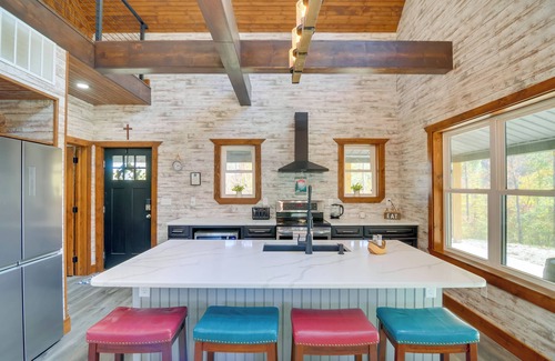 Heidelberg Cabin | Hike & Climb: Pet-Friendly Red River Gorge Cabin!