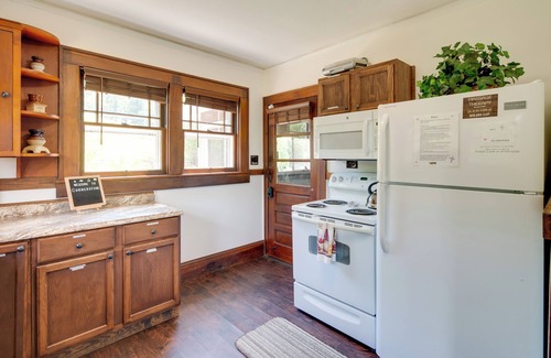 Candler Cottage | Hike + Explore: Mountain-view Escape in Candler