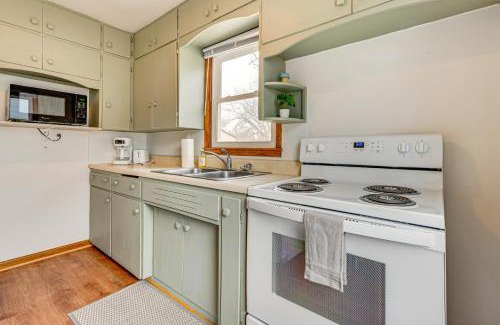Lake Mills House | Hike, Fish and Boat Lake Mills Home with Yard