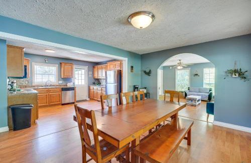 Winona House | Hike, Fish and Ride Pet-Friendly Huntsville Home