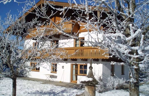 Radstadt Apartment | Hiking Cycling Skiing Vacation Farm Countryside Nature Quiet Central