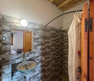 Ait Sedrate Jbel El Soufla Hostel | Hiking Nomads Guesthouse