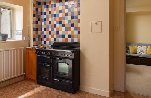 Dowdeswell Cottage | Hilcot Farmhouse - pet-friendly rural farm retreat near Cheltenham