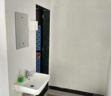 Murud House | Hill Breeze Guest House