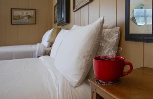 Ingram House | Hill Country Retreat - 1BR Cabin w Nature Views