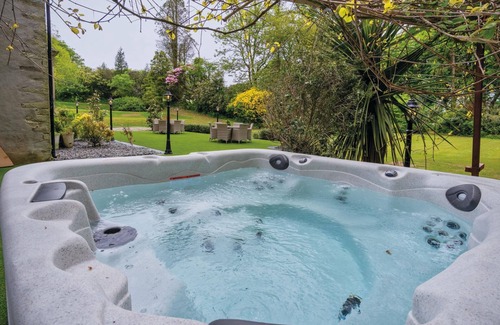 Ludchurch House | Hill House Country Estate - Princes Gate
