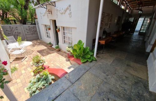 Potchefstroom Bed & Breakfast | Hill Manor Room 1 Self catering unit