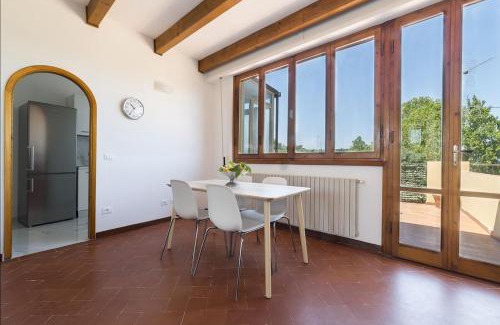 Oltrarno Apartment | Hill's view terrace apartment
