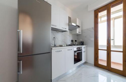 Oltrarno Apartment | Hill's view terrace apartment