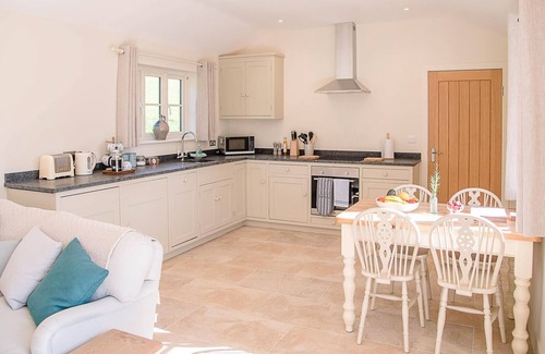 Woodbridge House | Hill Stables, Ufford