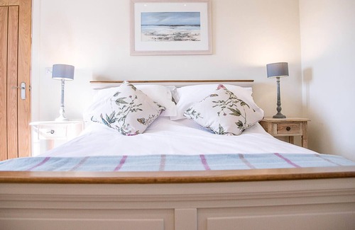 Woodbridge House | Hill Stables, Ufford