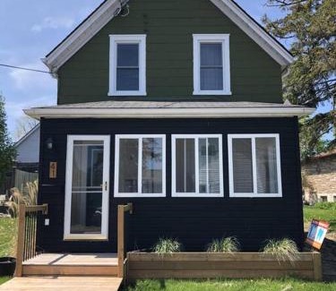 Prince Edward House | Hill Street Hangout