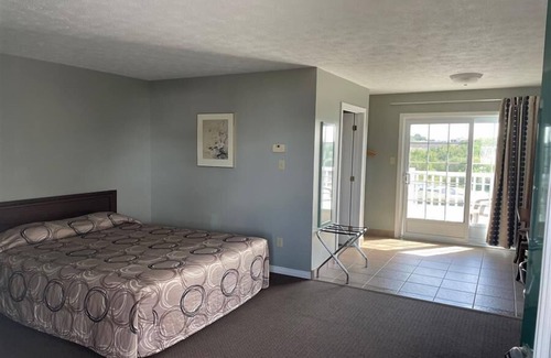 Grand Falls Hotel | Hill Top Motel & Restaurant