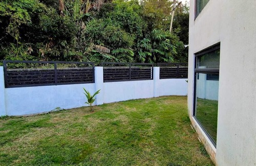 Calebasses House | HILL VENUE