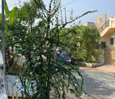 Mettupalayam House | Hill-View Haven - 3 Bedroom Villa