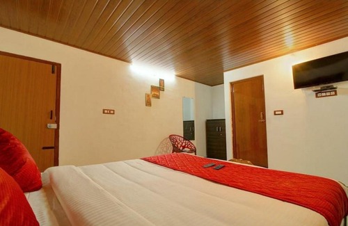 Madikeri House | Hill View Homestay Madikeri Coorg 3BHK Villa