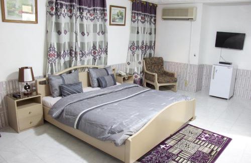Mallam Hotel | Hill View Hotel McCarthy Hills