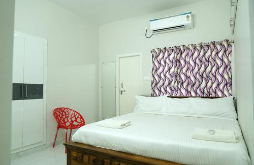 Tirupati Apartment | Hill View Paradise - A luxurious 2bhk's & Private Rooms Near Bhudevi Complex TTD Ticket Counter Alipiri